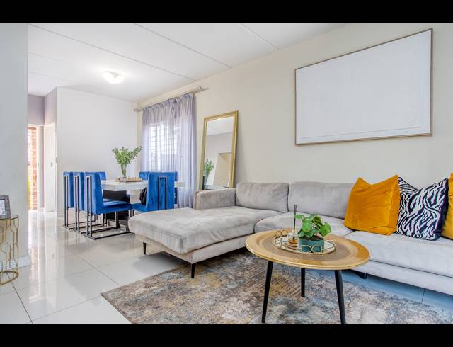 3 BEDROOM DUPLEX TO LET IN RADIOKOP